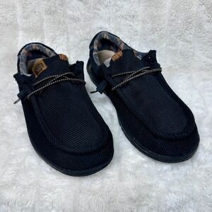 Hey Dude Wally Break Loafers Mens Size 8 Black Tan Excellent Slip On Knit Shoes